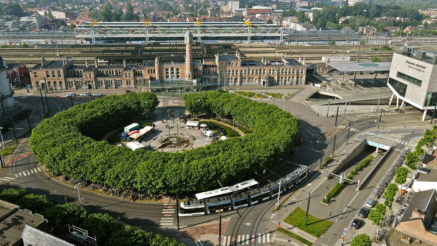 Koningin Maria Hendrikaplein