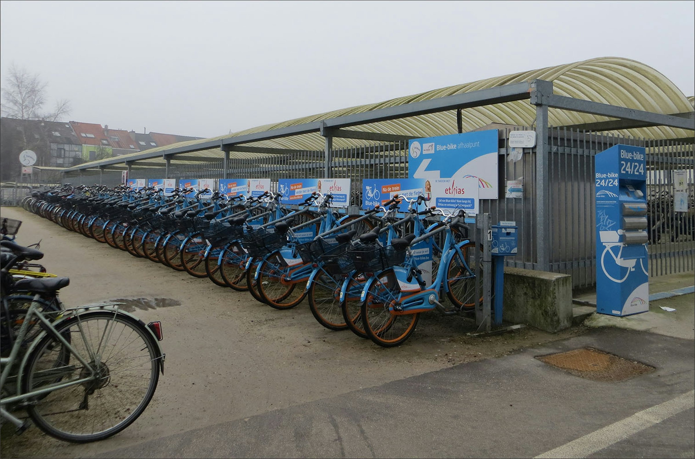 blue-bikestalling Mathildeplein