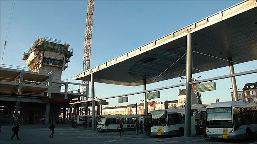 2012_Uitbreiding luifel busstation