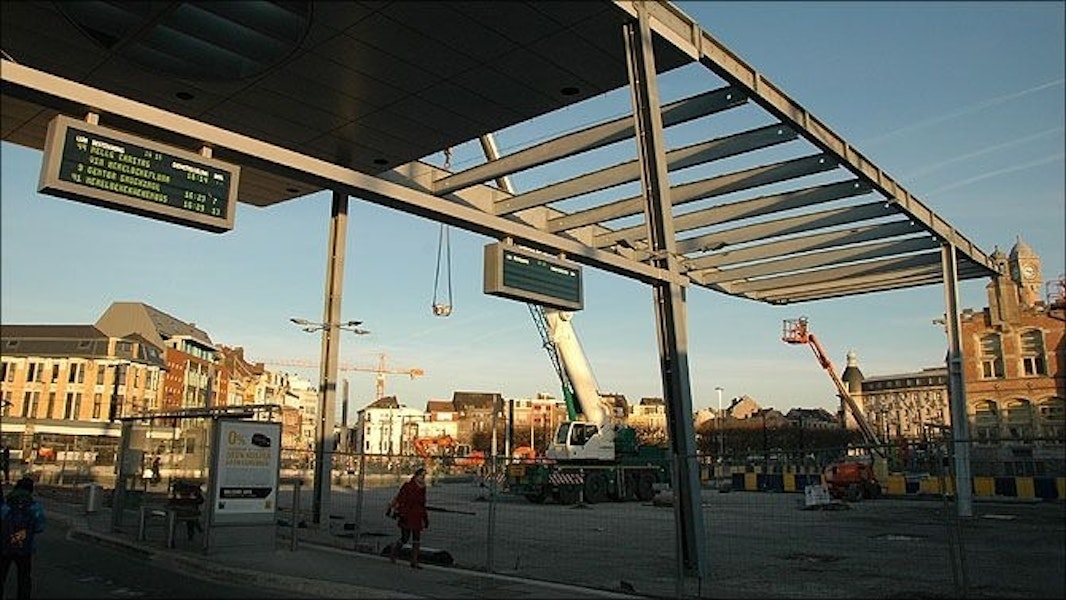 2012_Uitbreiding luifel busstation